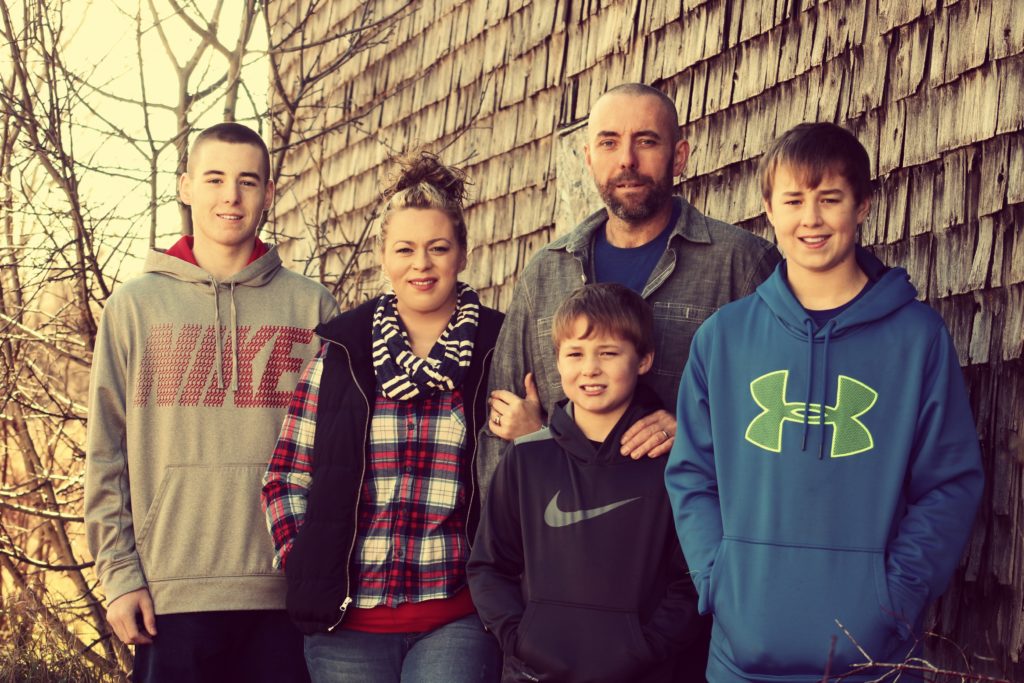 About Us | Dead Bear Walking Outfitters